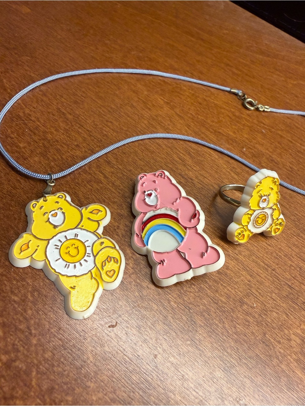 Vintage set of 3 care bear accessories